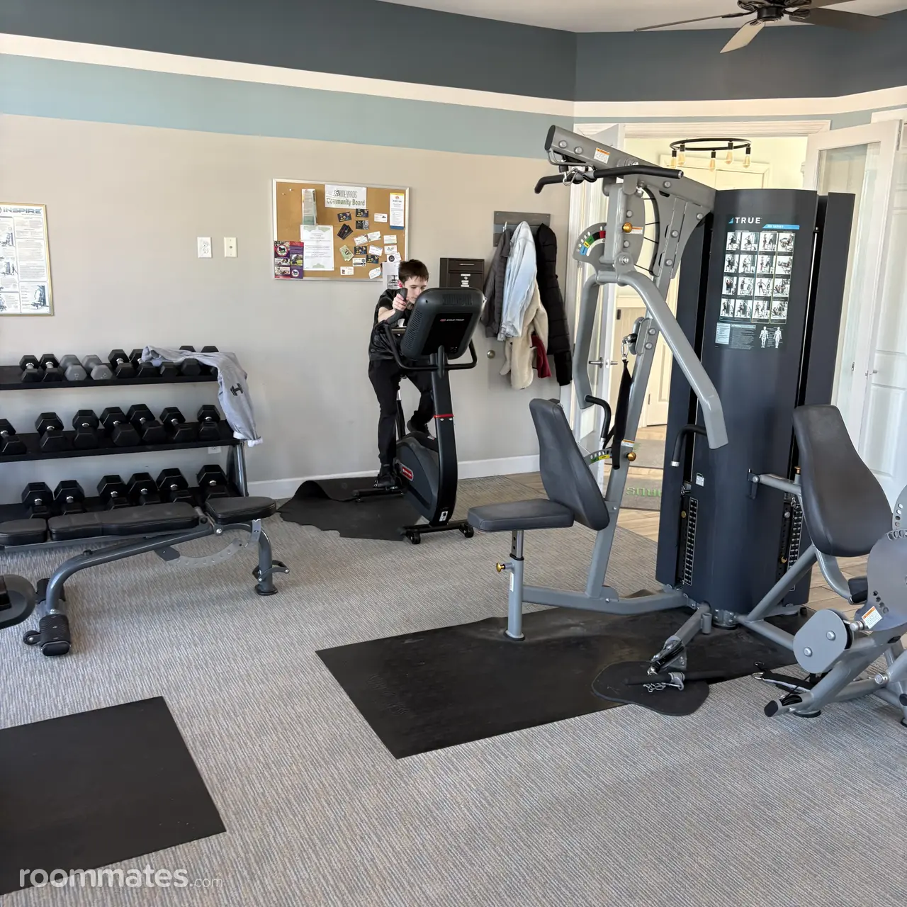 Profile photo 3 of 6