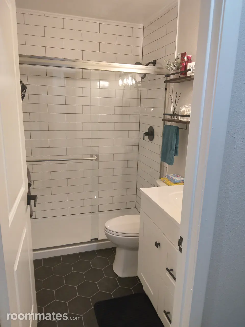 Profile photo 4 of 5