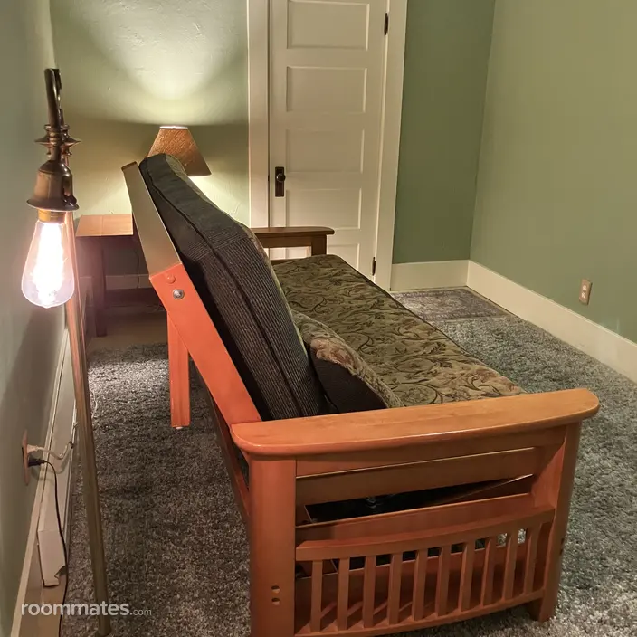 Room for rent in Tacoma, WA $900, house
