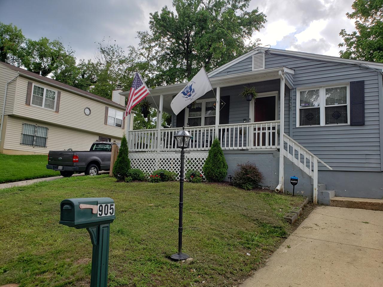 Profile photo 2 of 11