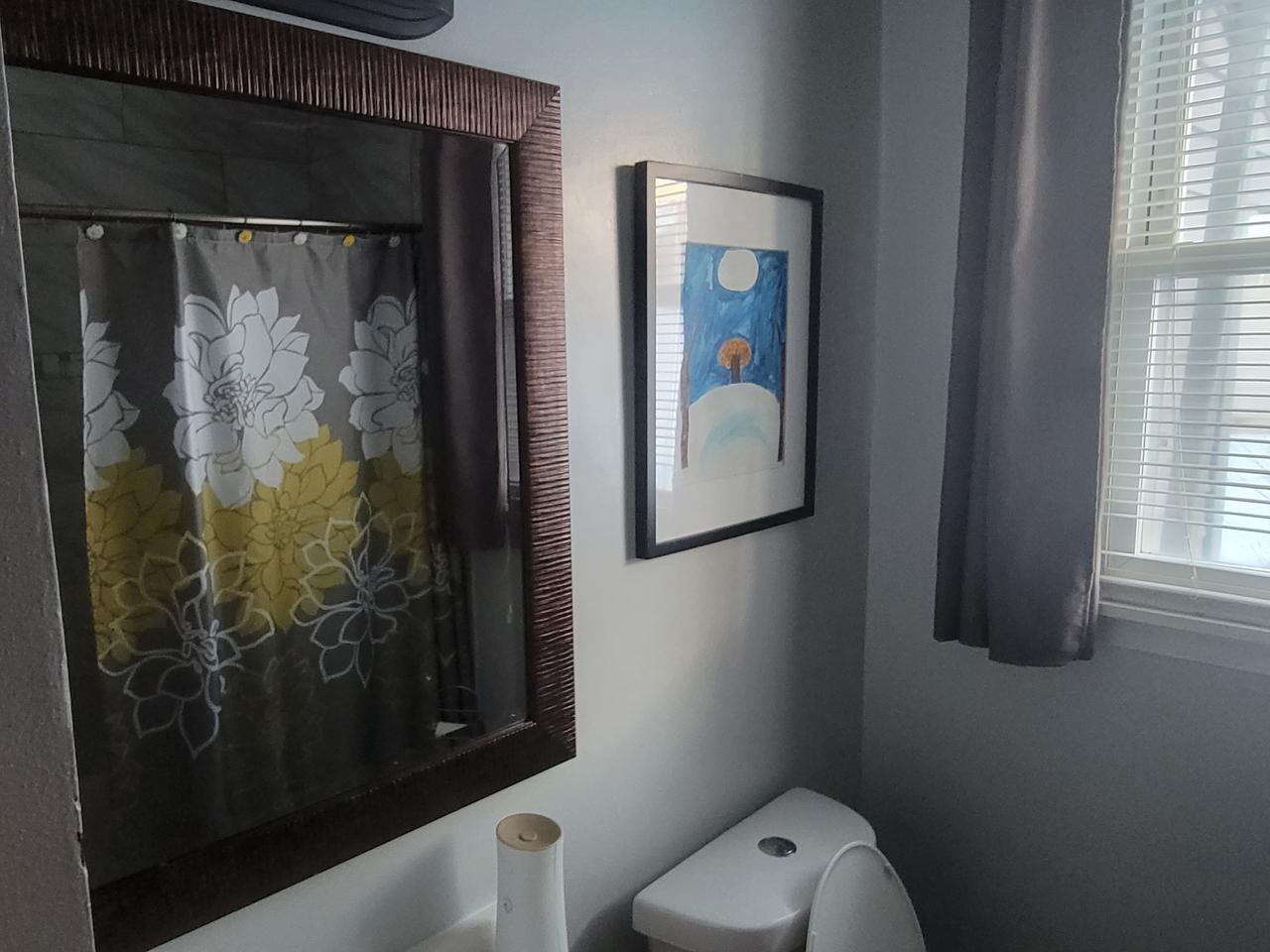 Profile photo 5 of 11