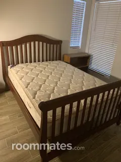 Room for rent in Phoenix, AZ $800, house