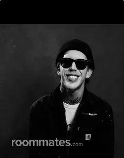 Roommate looking Oceanside, CA, $1300