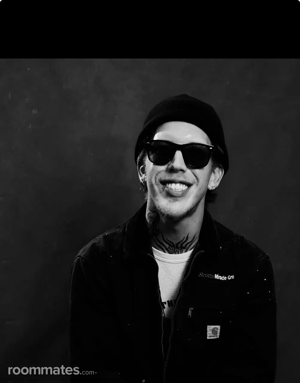 Profile photo 1 of 1