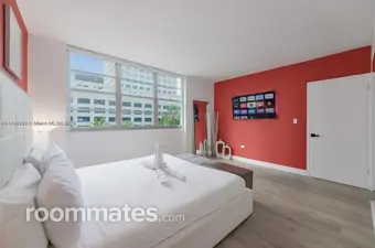 Room for rent in Miami FL $1875, condo