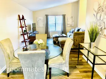 Room for rent in Riverdale, GA $875, house