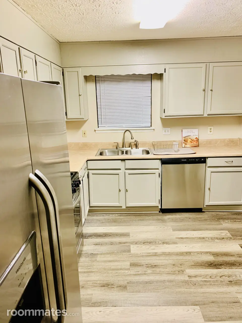 Profile photo 6 of 9