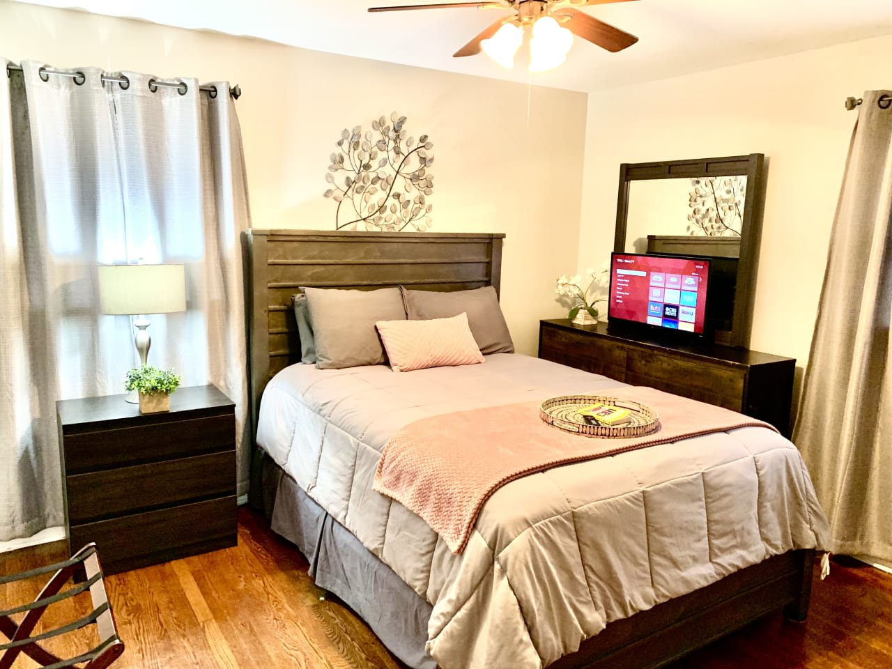 Profile photo 9 of 9