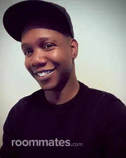 Roommate looking Chicago, IL, $700
