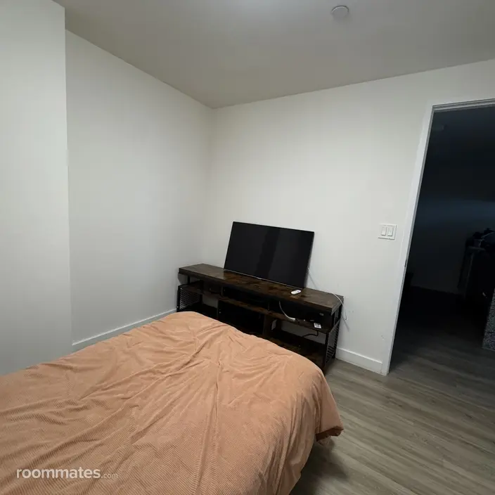 Room for rent in Miami FL $975, apartment