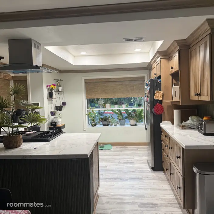 Room for rent in Orange CA $1400, house