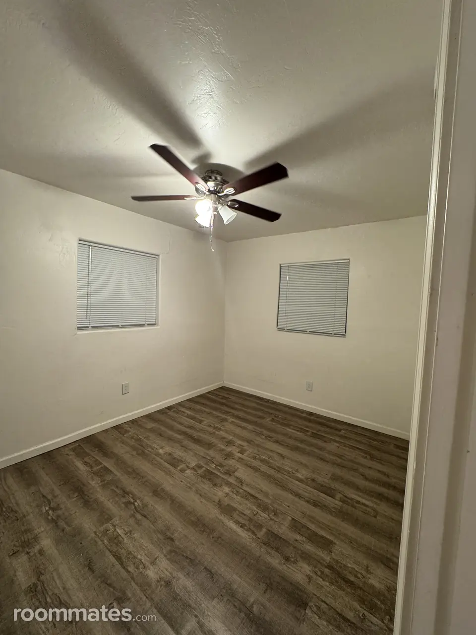 Profile photo 3 of 10