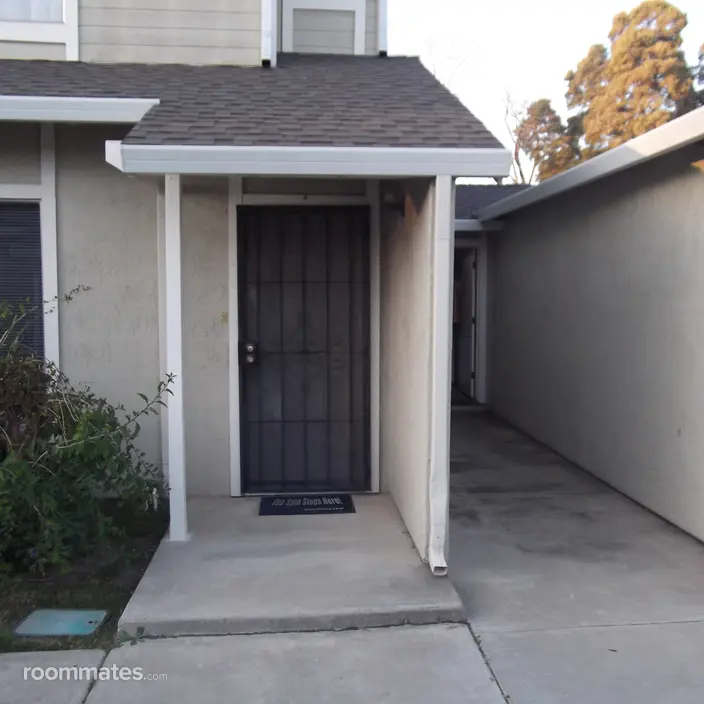 Room for rent in Newark, CA $1000, townhouse
