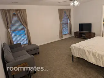 Room for rent in South Fulton, GA $800, house