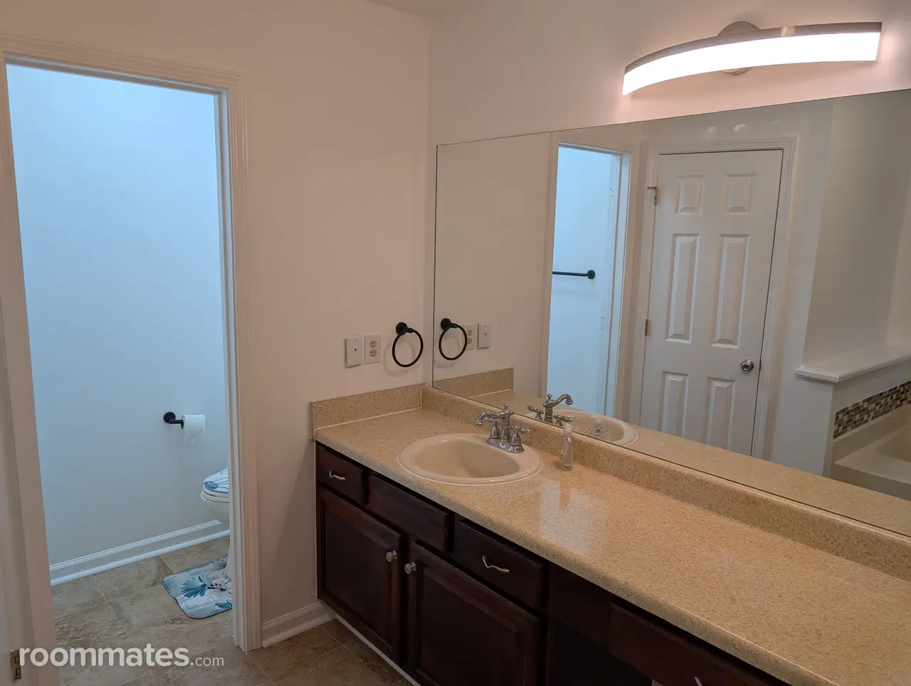 Profile photo 3 of 6