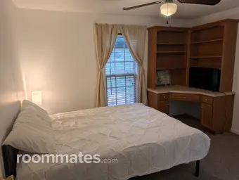 Room for rent in South Fulton, GA $800, house