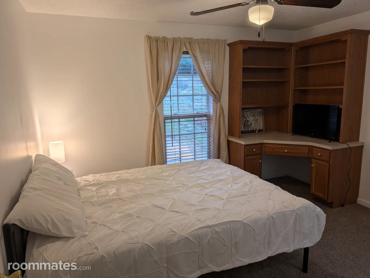 Profile photo 5 of 6