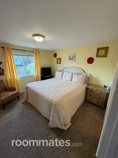 Room for rent in South Hill, WA $1000, house