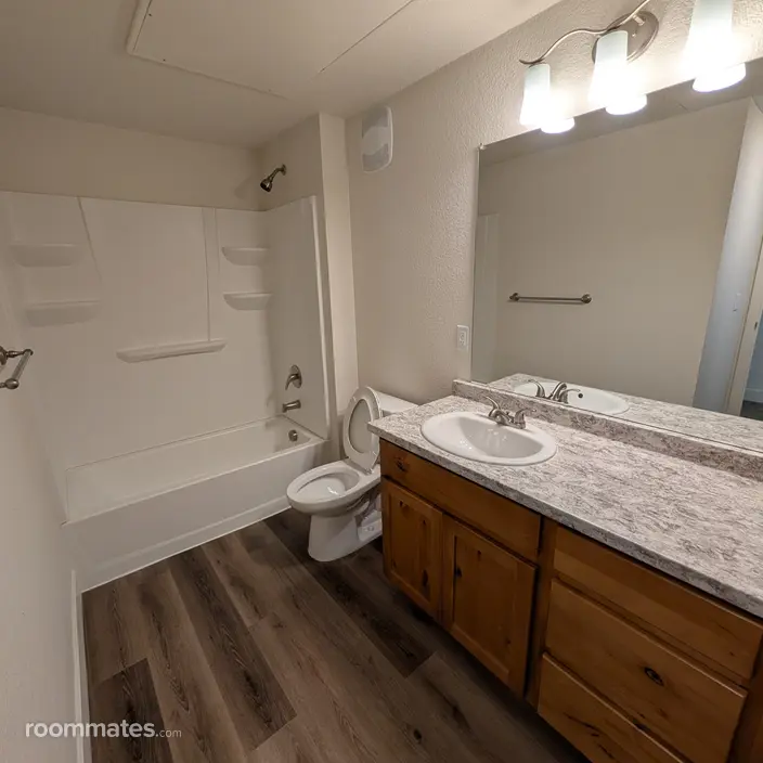 Room for rent in Johnstown, CO $800, apartment