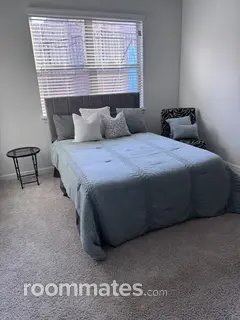 Room for rent in McDonough, GA $1050, house
