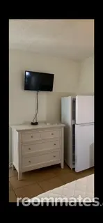 Room for rent in Palm Beach Gardens, FL $950, townhouse
