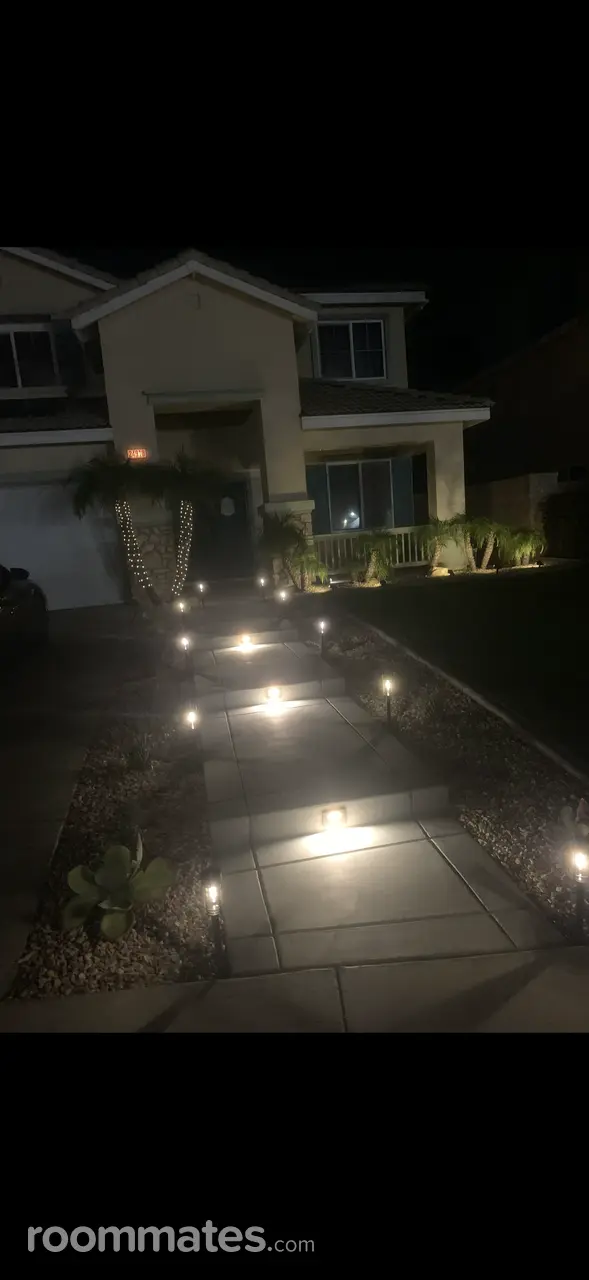 Profile photo 5 of 9