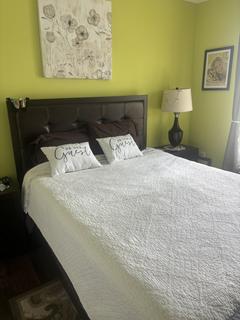 Room for rent in Boynton Beach, FL $1100, condo