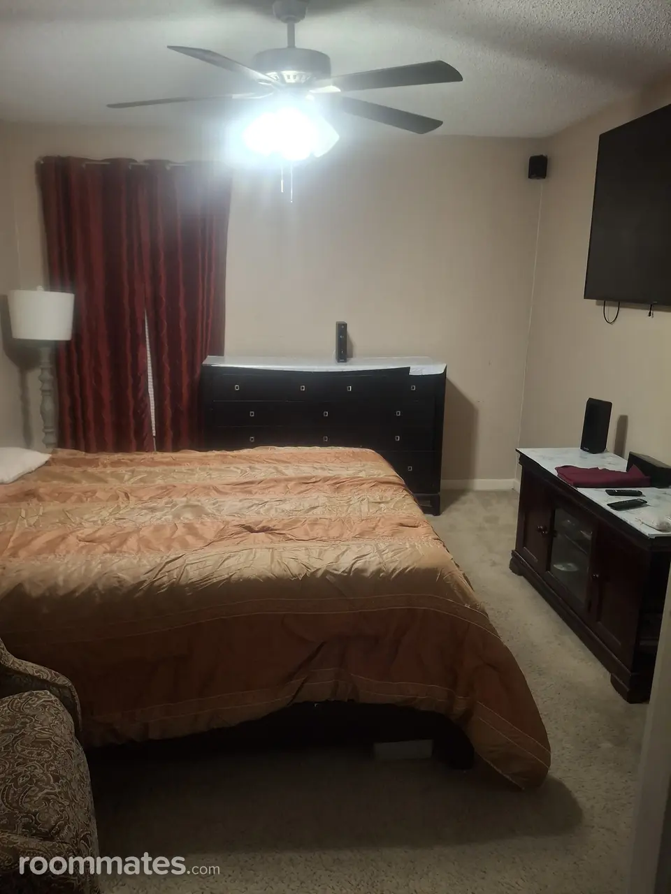 Profile photo 5 of 9