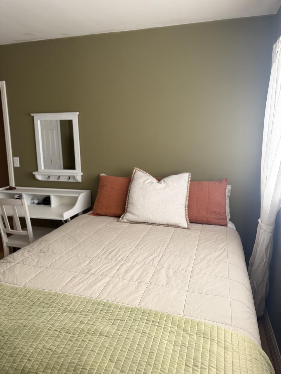 Profile photo 4 of 6