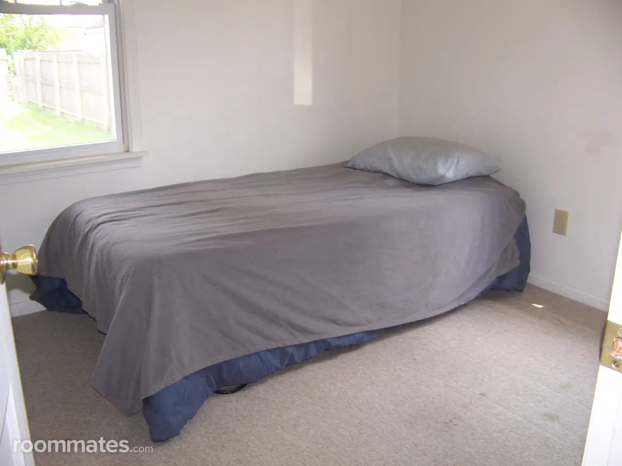 Profile photo 1 of 10