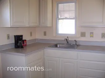 Room for rent in Columbus, OH $600, house