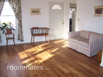 Room for rent in Columbus, OH $600, house