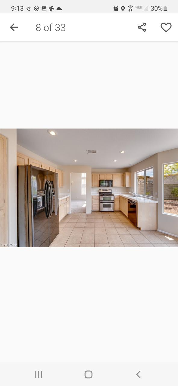 Profile photo 3 of 14