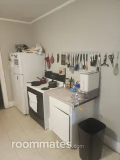 Room for rent in Massillon, OH $600, house