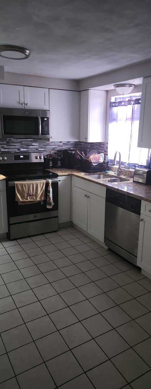 Profile photo 5 of 11