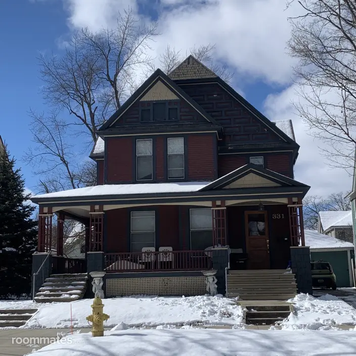Room for rent in Grand Rapids MI $785, house