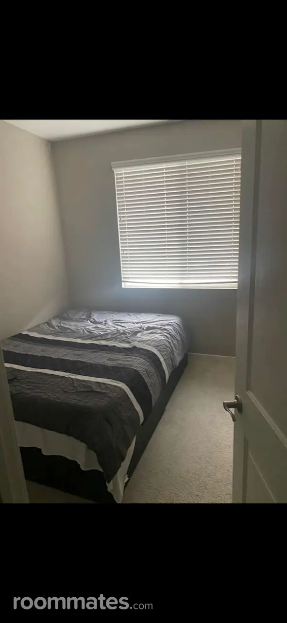 Profile photo 4 of 5