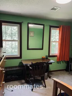 Room for rent in Lyme, CT $750, house