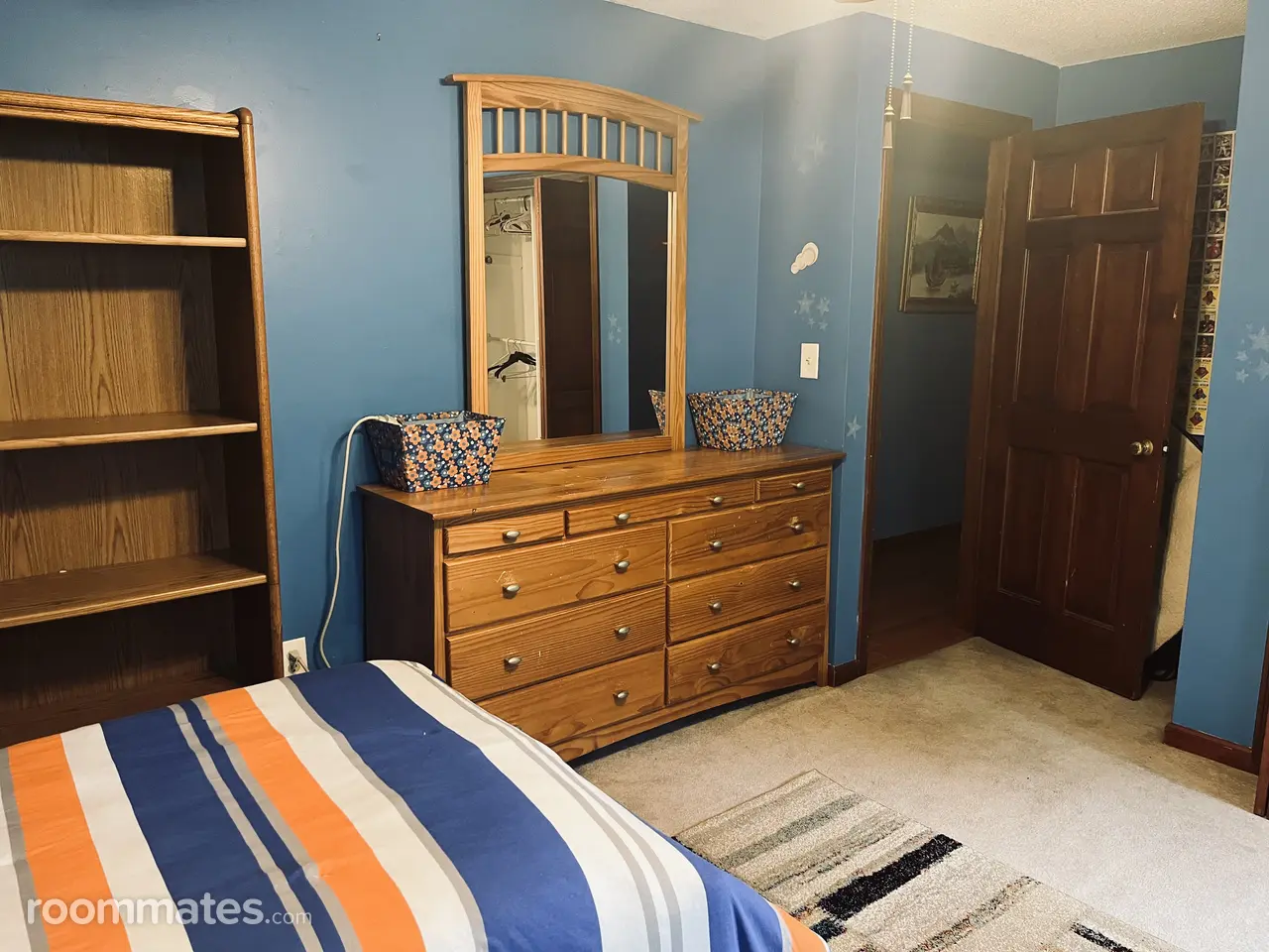 Profile photo 4 of 12