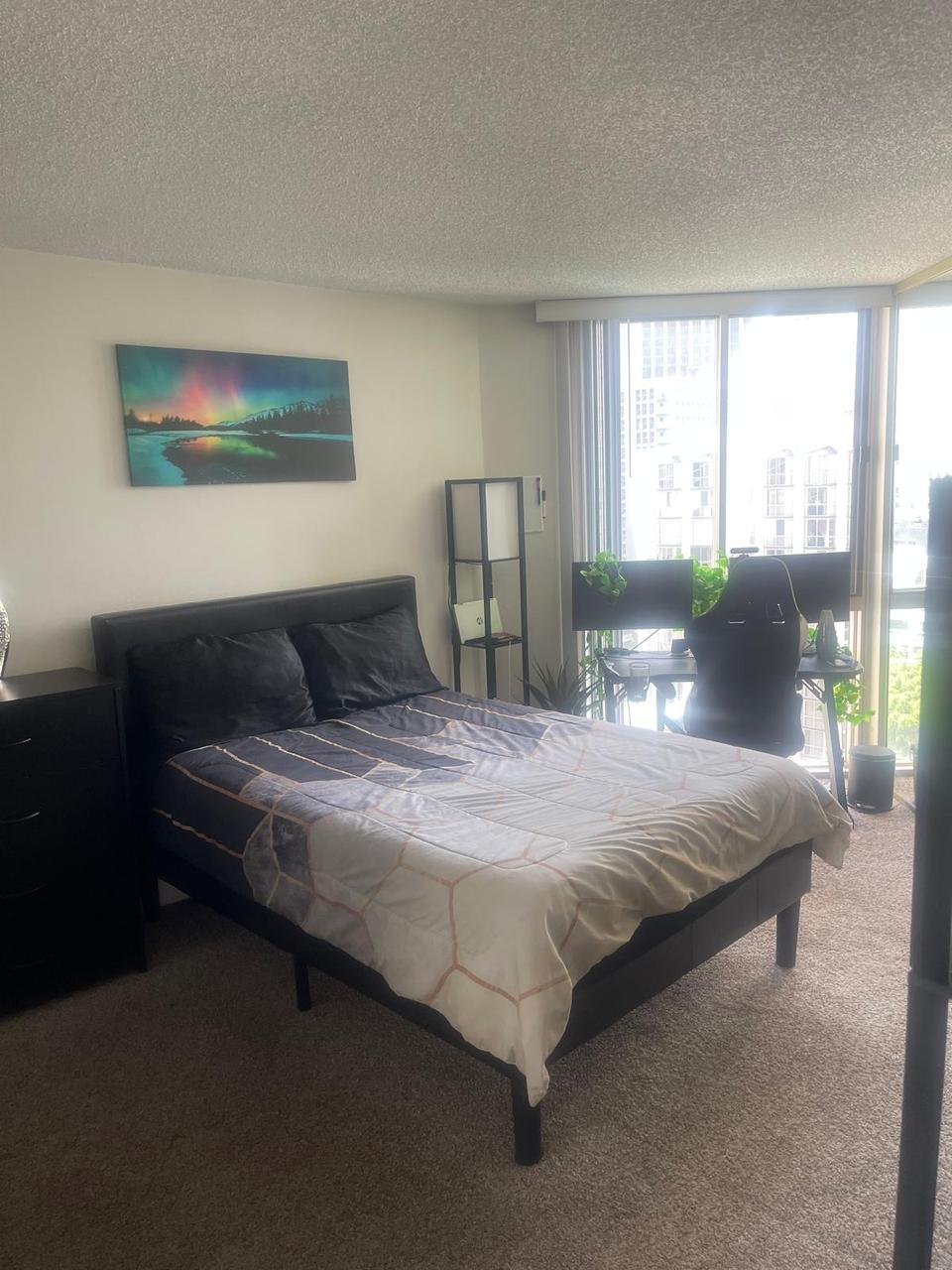 Profile photo 15 of 17