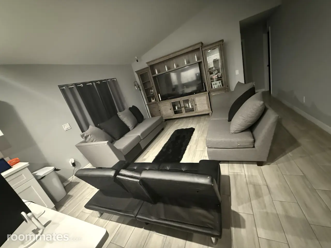 Profile photo 1 of 5