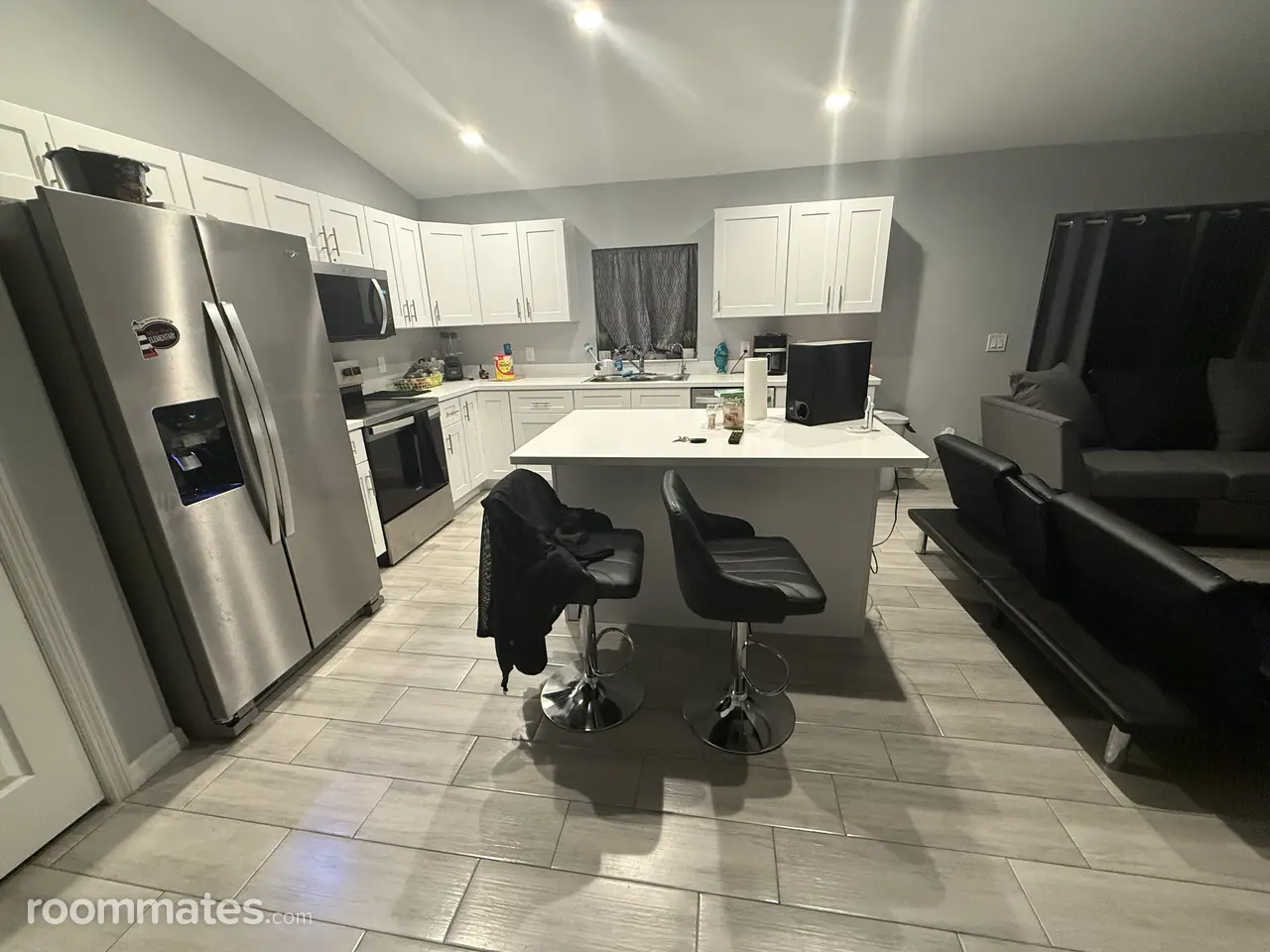 Profile photo 3 of 5