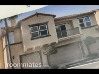 Room for rent in Oceanside, CA $1200, condo