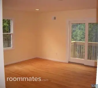 Room for rent in Lodi, NJ $1500, house