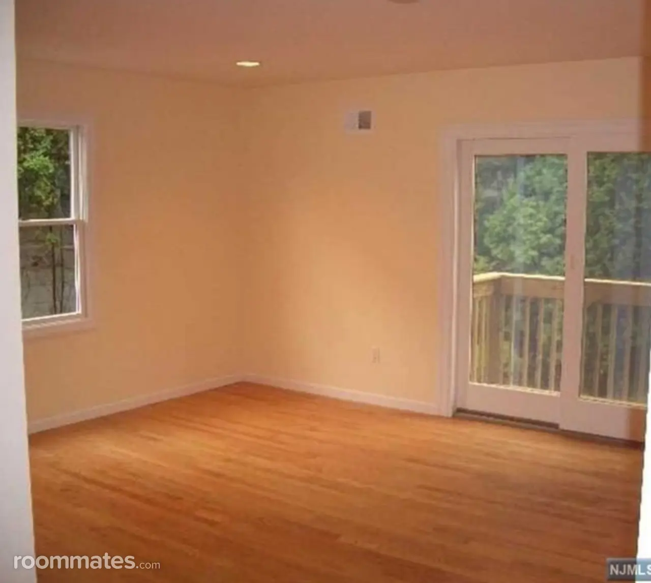 Profile photo 3 of 7