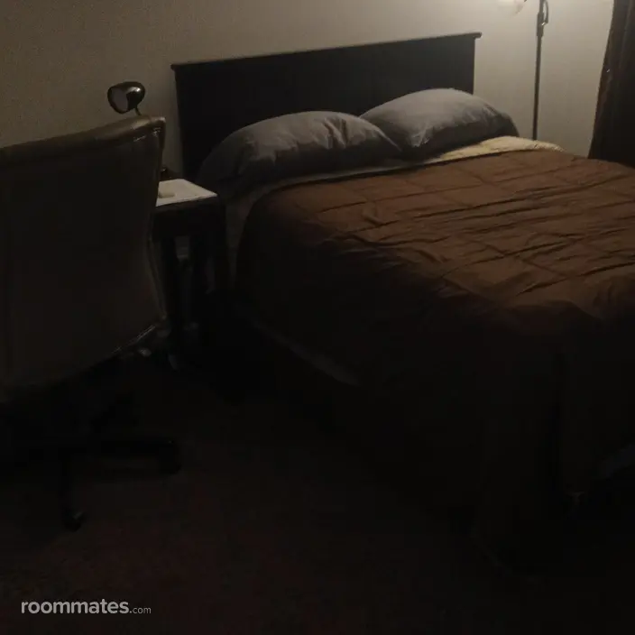 Room for rent in Ypsilanti, MI $700, house
