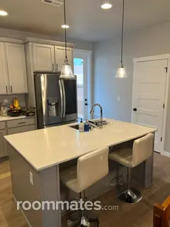 Room for rent in Marysville, WA $1350, house