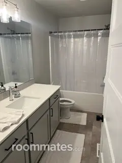 Room for rent in Marysville, WA $1350, house