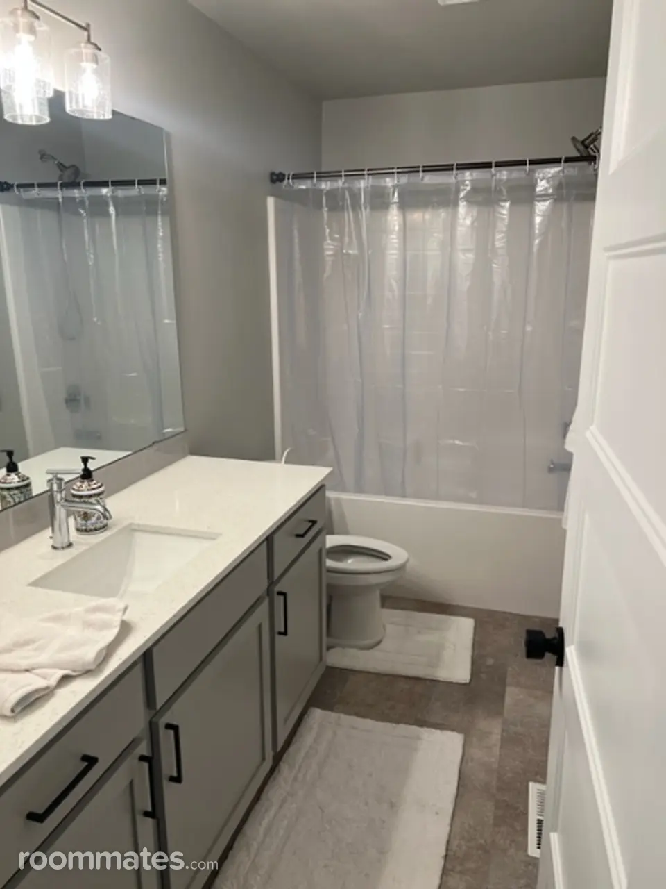 Profile photo 4 of 10