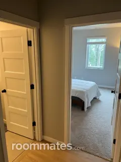 Room for rent in Marysville, WA $1350, house